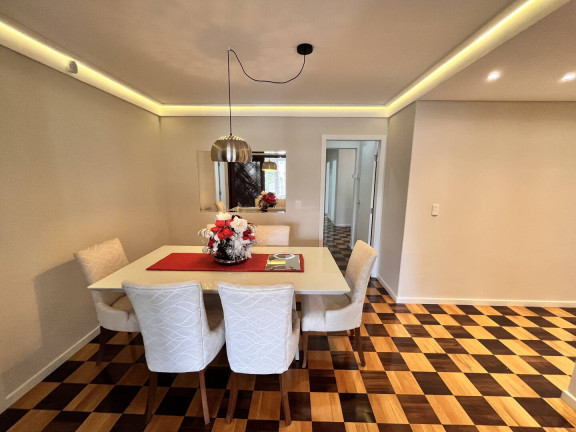 Imagem Casa com 4 Quartos à Venda, em Capoeiras - Florianópolis Imagem Casa com 4 Quartos à Venda, em Capoeiras - Florianópolis