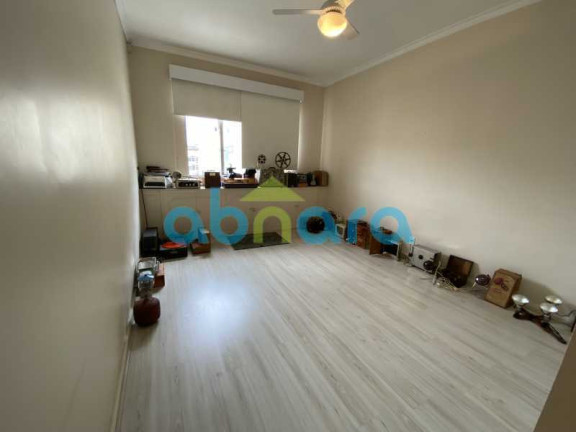 Imagem Apartamento com 4 Quartos à Venda, 278 m² em Copacabana - Rio De Janeiro Imagem Apartamento com 4 Quartos à Venda, 278 m² em Copacabana - Rio De Janeiro
