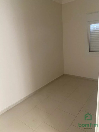 Imagem Casa com 2 Quartos à Venda, 60 m² em Olaria - Canoas