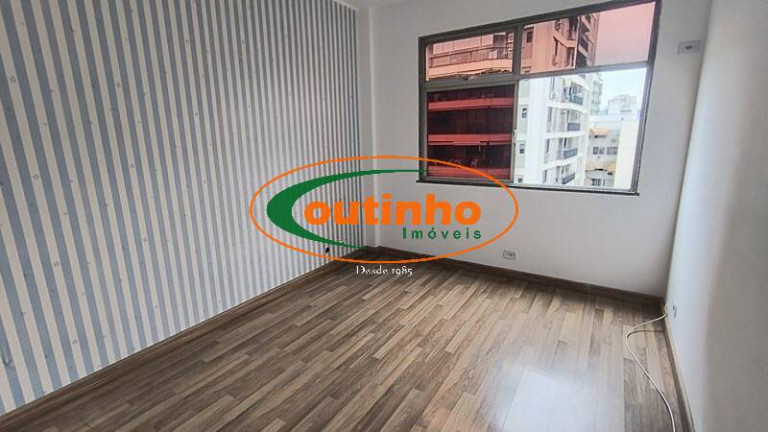 Imagem Apartamento com 3 Quartos à Venda, 119 m² em Maracanã - Rio De Janeiro Imagem Apartamento com 3 Quartos à Venda, 119 m² em Maracanã - Rio De Janeiro