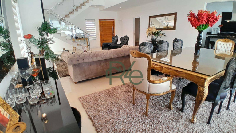 Imagem Casa com 5 Quartos à Venda, 350 m² em Condomínio Reserva Santa Maria - Jandira Imagem Casa com 5 Quartos à Venda, 350 m² em Condomínio Reserva Santa Maria - Jandira