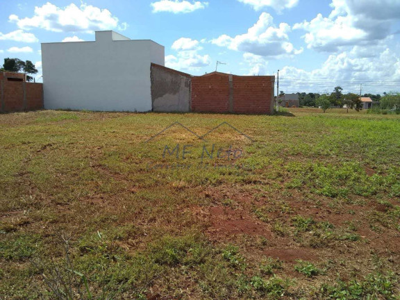 Terreno à Venda, 250 m² em Jardim São João - Pirassununga