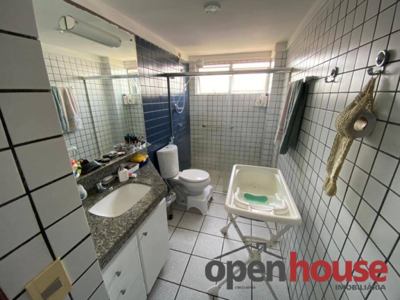Imagem Apartamento com 3 Quartos à Venda, 267 m² em Petropolis - Natal