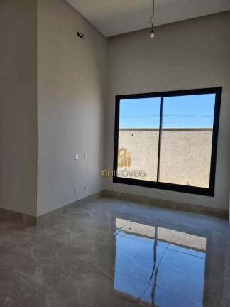 Imagem Casa com 4 Quartos à Venda, 210 m² em Residencial Goiânia Golfe Clube - Goiânia Imagem Casa com 4 Quartos à Venda, 210 m² em Residencial Goiânia Golfe Clube - Goiânia