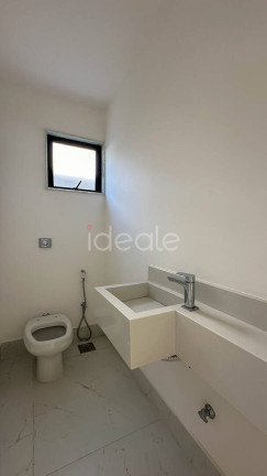 Imagem Casa de Condomínio com 5 Quartos à Venda, 380 m² em Barra Da Tijuca - Rio De Janeiro Imagem Casa de Condomínio com 5 Quartos à Venda, 380 m² em Barra Da Tijuca - Rio De Janeiro