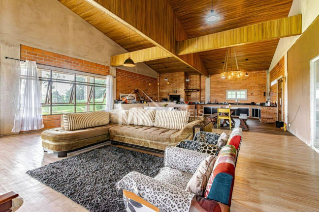 Imagem Chácara com 3 Quartos à Venda, 300 m² em Santa Helena 3 - Piraquara Imagem Chácara com 3 Quartos à Venda, 300 m² em Santa Helena 3 - Piraquara
