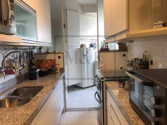 Imagem Apartamento com 3 Quartos à Venda, 241 m² em Barra Da Tijuca - Rio De Janeiro