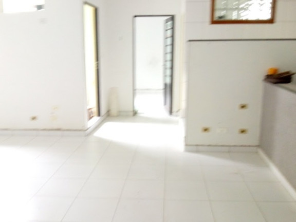 Imagem Casa com 3 Quartos à Venda, 300 m² em Mirandópolis - São Paulo