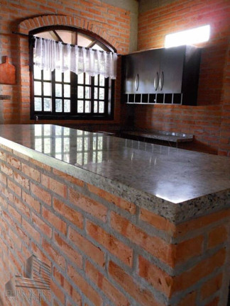 Imagem Casa com 2 Quartos à Venda, 137 m² em Jardim Karolyne - Votorantim