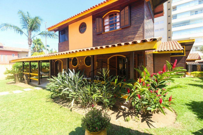 Imagem Casa com 3 Quartos à Venda, 300 m² em Indaiá - Caraguatatuba Imagem Casa com 3 Quartos à Venda, 300 m² em Indaiá - Caraguatatuba