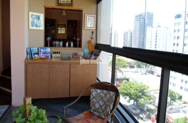Imagem Apartamento com 4 Quartos à Venda, 200 m² em Moema - São Paulo