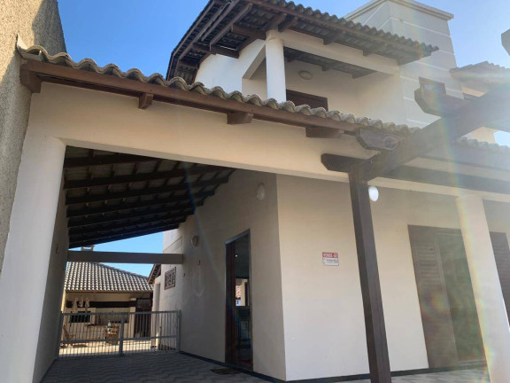 Imagem Casa com 3 Quartos à Venda,  em Balneário Rincão