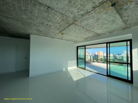 Imagem Imóvel com 4 Quartos à Venda, 212 m² em Caminho Das árvores - Salvador