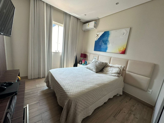Imagem Casa com 3 Quartos à Venda, 290 m² em Cabral - Contagem Imagem Casa com 3 Quartos à Venda, 290 m² em Cabral - Contagem