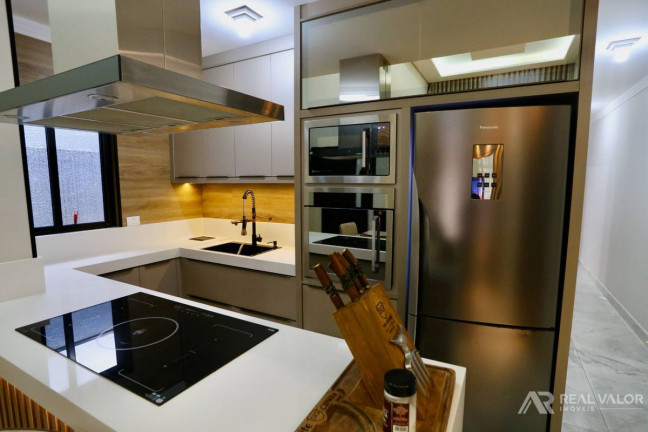 Imagem Casa com 3 Quartos para Alugar, 120 m² em Eucaliptos - Fazenda Rio Grande Imagem Casa com 3 Quartos para Alugar, 120 m² em Eucaliptos - Fazenda Rio Grande