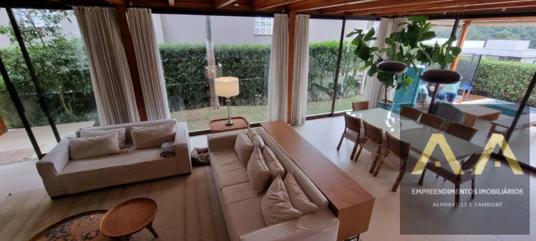 Imagem Casa com 4 Quartos à Venda, 340 m² em Tamboré - Santana De Parnaíba Imagem Casa com 4 Quartos à Venda, 340 m² em Tamboré - Santana De Parnaíba