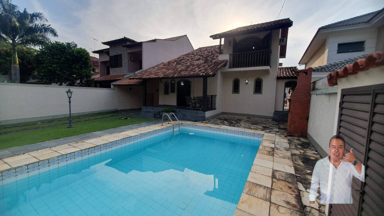Imagem Casa com 4 Quartos à Venda, 354 m² em Jacarepaguá - Rio De Janeiro Imagem Casa com 4 Quartos à Venda, 354 m² em Jacarepaguá - Rio De Janeiro