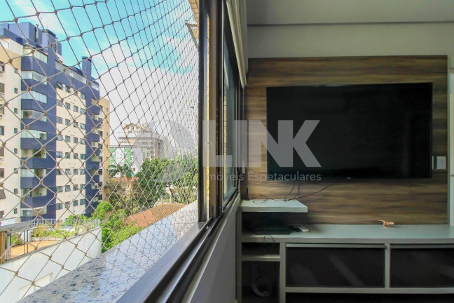 Imagem Apartamento com 3 Quartos à Venda, 182 m² em Petrópolis - Porto Alegre Imagem Apartamento com 3 Quartos à Venda, 182 m² em Petrópolis - Porto Alegre