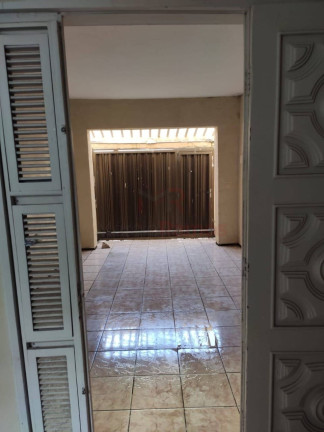 Imagem Casa com 3 Quartos à Venda, 260 m² em Montese - Fortaleza Imagem Casa com 3 Quartos à Venda, 260 m² em Montese - Fortaleza