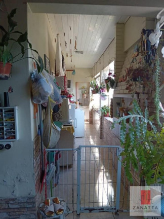 Imagem Casa com 3 Quartos à Venda, 396 m² em Tamandaré - Esteio