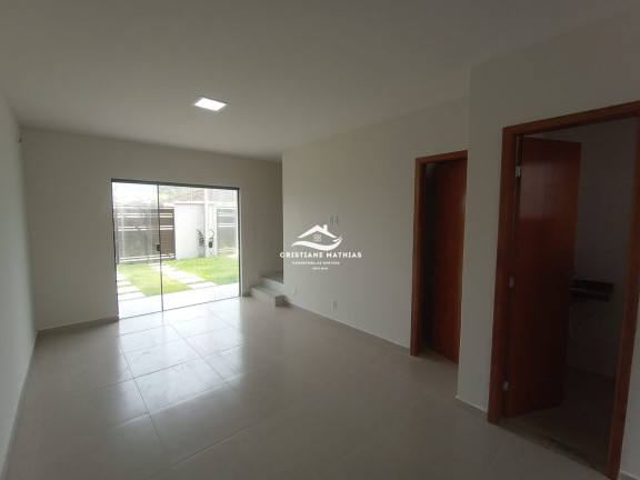 Imagem Casa com 2 Quartos à Venda, 73 m² em Praia De Itaipuaçu (itaipuaçu) - Maricá Imagem Casa com 2 Quartos à Venda, 73 m² em Praia De Itaipuaçu (itaipuaçu) - Maricá