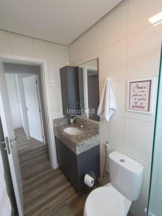 Imagem Apartamento com 2 Quartos à Venda, 54 m² em Rio Caveiras - Biguaçu