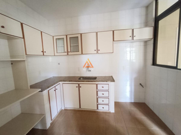 Imagem Apartamento com 3 Quartos à Venda, 203 m²
