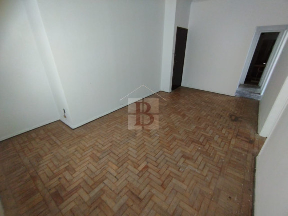 Imagem Imóvel com 3 Quartos à Venda, 120 m² em Icaraí - Niterói Imagem Imóvel com 3 Quartos à Venda, 120 m² em Icaraí - Niterói