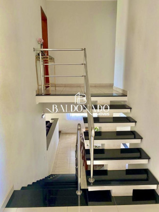 Imagem Casa com 3 Quartos à Venda, 200 m² em Centro - Extrema Imagem Casa com 3 Quartos à Venda, 200 m² em Centro - Extrema