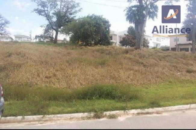 Terreno à Venda, 925 m² em Condomínio Reserva Dos Vinhedos - Louveira