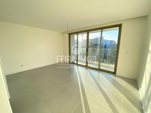 Imagem Casa com 4 Quartos à Venda, 225 m² em Papagaio - Feira De Santana Imagem Casa com 4 Quartos à Venda, 225 m² em Papagaio - Feira De Santana