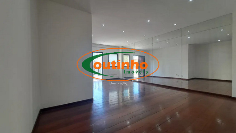 Imagem Apartamento com 2 Quartos à Venda, 125 m² em Tijuca - Rio De Janeiro Imagem Apartamento com 2 Quartos à Venda, 125 m² em Tijuca - Rio De Janeiro