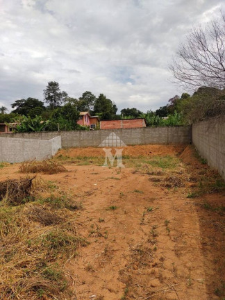 Terreno à Venda, 900 m² em Maracanã - Jarinu