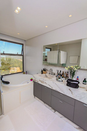 Imagem Apartamento com 4 Quartos à Venda, 183 m² em Centro - Balneário Camboriú Imagem Apartamento com 4 Quartos à Venda, 183 m² em Centro - Balneário Camboriú