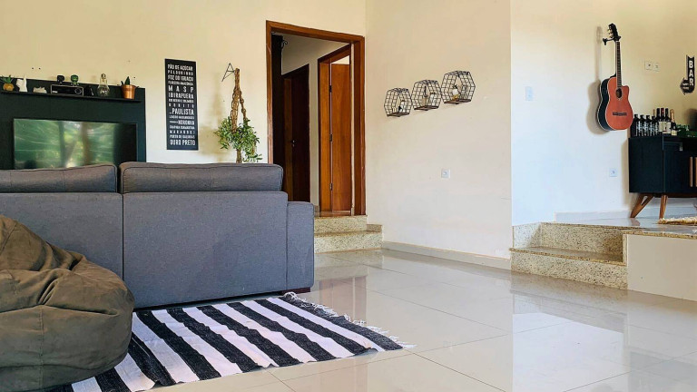Imagem Casa com 3 Quartos à Venda, 438 m² em Retiro Das Fontes - Atibaia