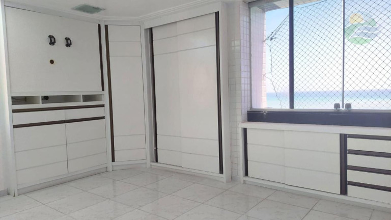 Imagem Cobertura com 4 Quartos à Venda, 249 m²