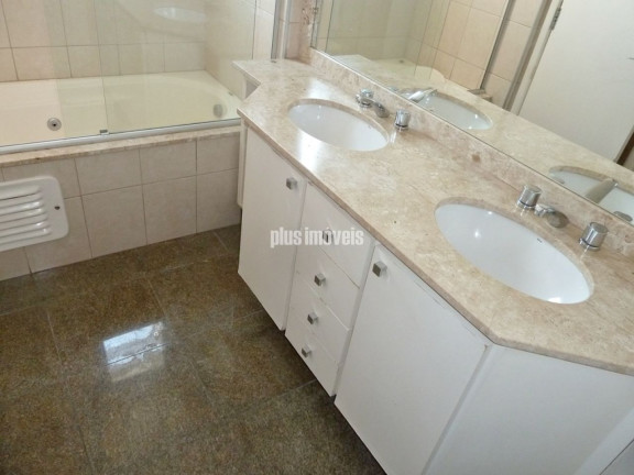 Imagem Apartamento com 3 Quartos à Venda, 200 m² em Panamby - São Paulo Imagem Apartamento com 3 Quartos à Venda, 200 m² em Panamby - São Paulo