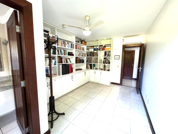 Imagem Casa com 4 Quartos à Venda, 261 m² em Candeal - Salvador Imagem Casa com 4 Quartos à Venda, 261 m² em Candeal - Salvador