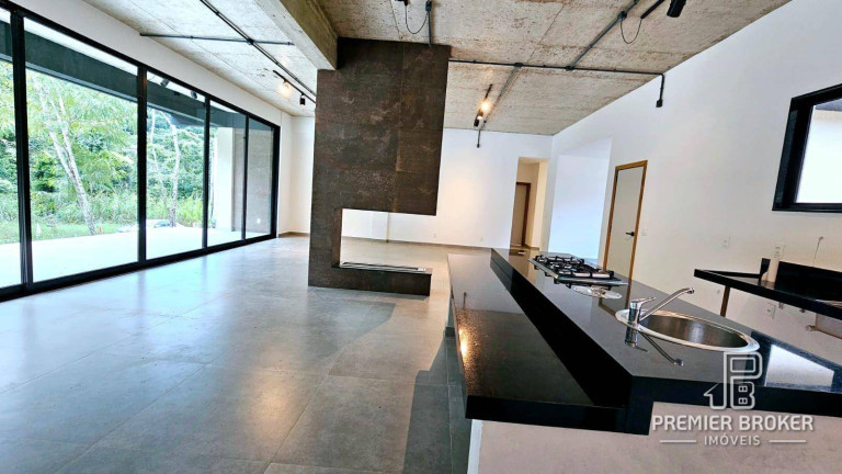 Imagem Casa com 3 Quartos à Venda, 289 m² em Quebra Frascos - Teresópolis