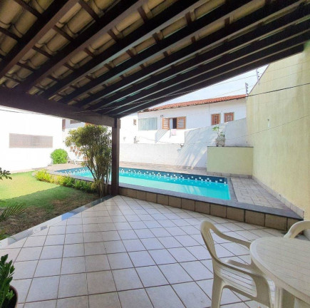 Imagem Casa com 5 Quartos à Venda, 366 m² em Ilha Do Boi - Vitória Imagem Casa com 5 Quartos à Venda, 366 m² em Ilha Do Boi - Vitória