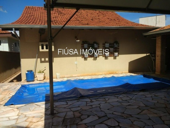 Imagem Sobrado com 3 Quartos à Venda,  em Ribeirânia - Ribeirão Preto