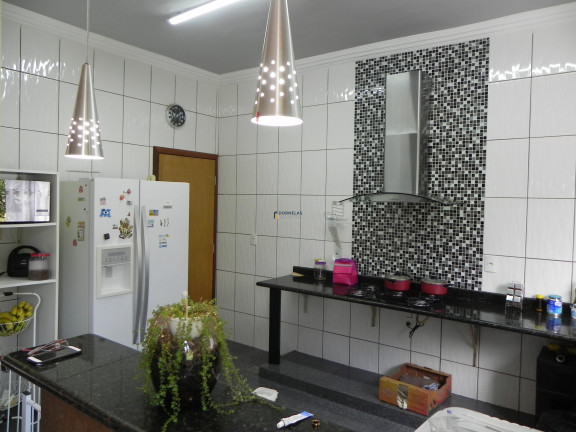 Imagem Casa com 3 Quartos à Venda, 264 m² em Guará I - Brasília Imagem Casa com 3 Quartos à Venda, 264 m² em Guará I - Brasília