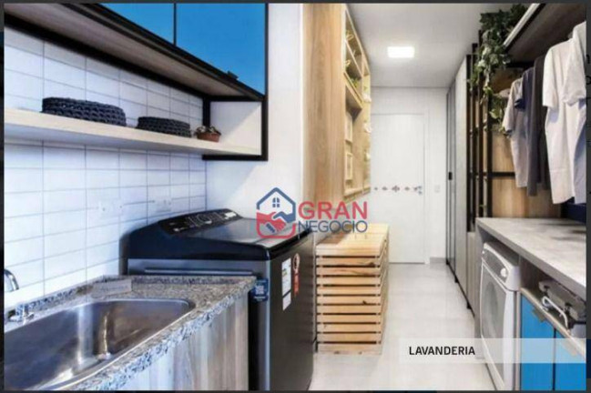 Imagem Sobrado com 4 Quartos à Venda, 345 m² em Butiatuvinha - Curitiba Imagem Sobrado com 4 Quartos à Venda, 345 m² em Butiatuvinha - Curitiba