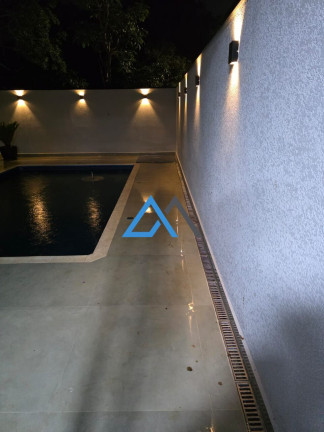 Imagem Casa com 3 Quartos à Venda, 187 m² em Vila Petrópolis - Atibaia
