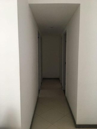Imagem Apartamento com 3 Quartos à Venda, 85 m² em Stiep - Salvador
