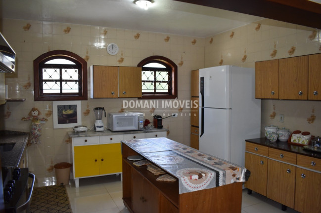 Imagem Casa com 4 Quartos à Venda, 183 m² em Região Da Abernéssia - Campos Do Jordão