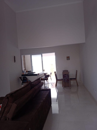 Casa com 3 Quartos à Venda, 260 m² em Caminho Novo - Tremembé
