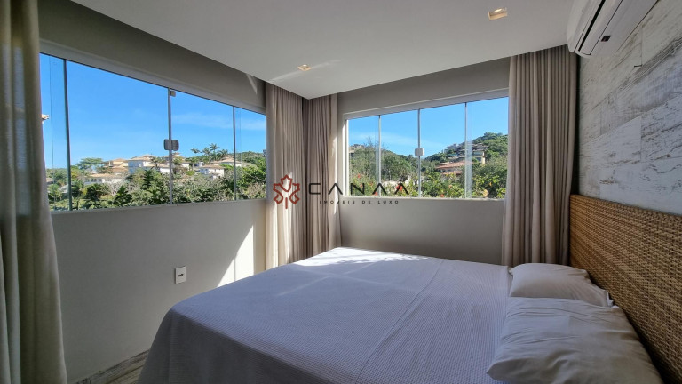 Imagem Casa com 4 Quartos à Venda, 270 m² em Ferradurinha - Armação Dos Búzios Imagem Casa com 4 Quartos à Venda, 270 m² em Ferradurinha - Armação Dos Búzios
