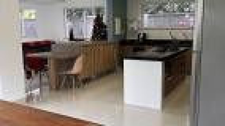 Imagem Casa com 5 Quartos à Venda, 320 m² em Eusébio - Eusébio