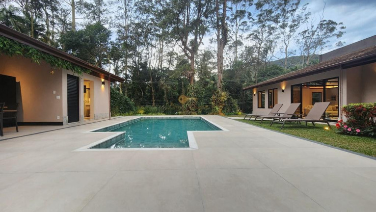 Imagem Casa com 5 Quartos à Venda, 497 m² em Granja Comary - Teresópolis Imagem Casa com 5 Quartos à Venda, 497 m² em Granja Comary - Teresópolis